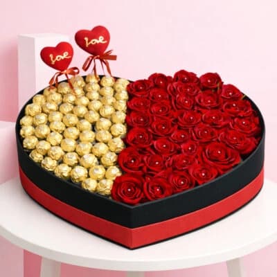 Heart Shape Rose and Chocolate Gift Box