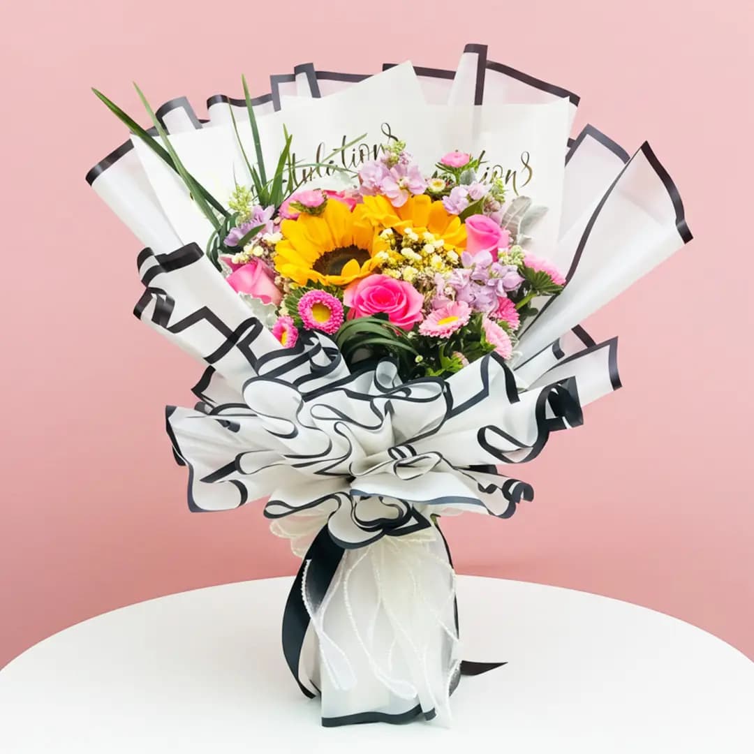 Golden Smile Sunflower Bouquet