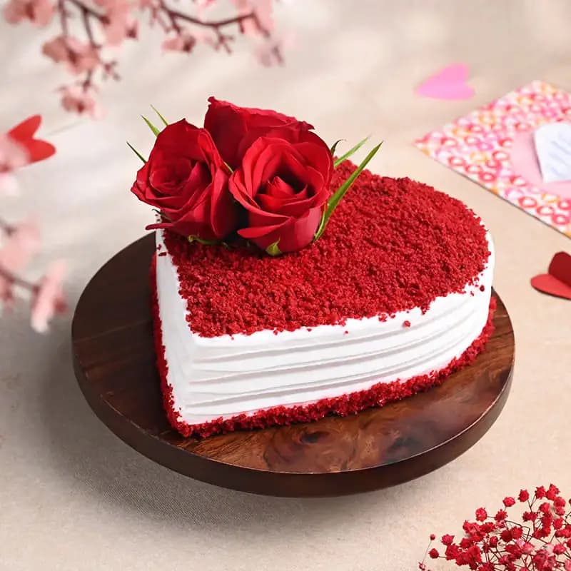 Red Velvet Rose Delight Cake